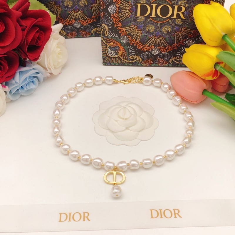chr1st1an D10r necklaces
